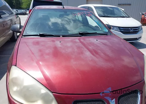 2009 Pontiac G6 z USA, uszkodzony, nr VIN 1G2ZG57B894111400
